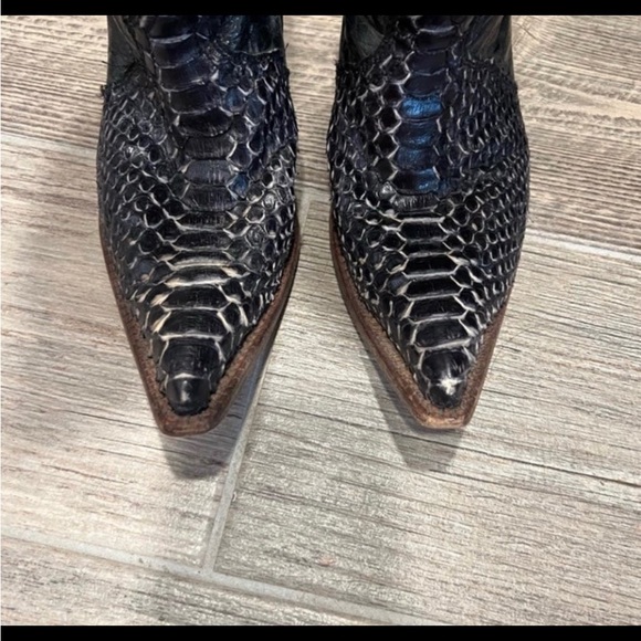 Corral python Cowboy Boots - Picture 3 of 9